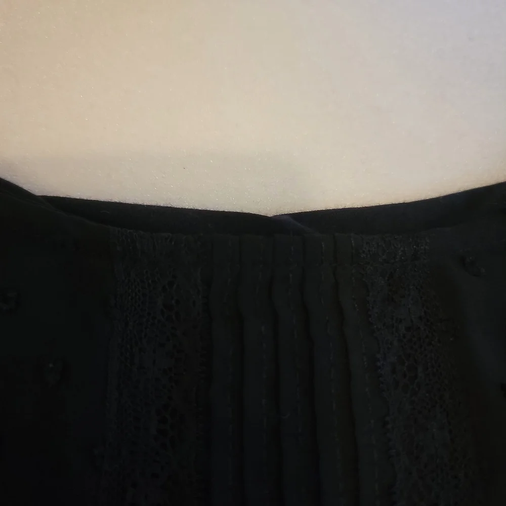 Elegant Black Sheer Women's Top - Picture 5 of 6